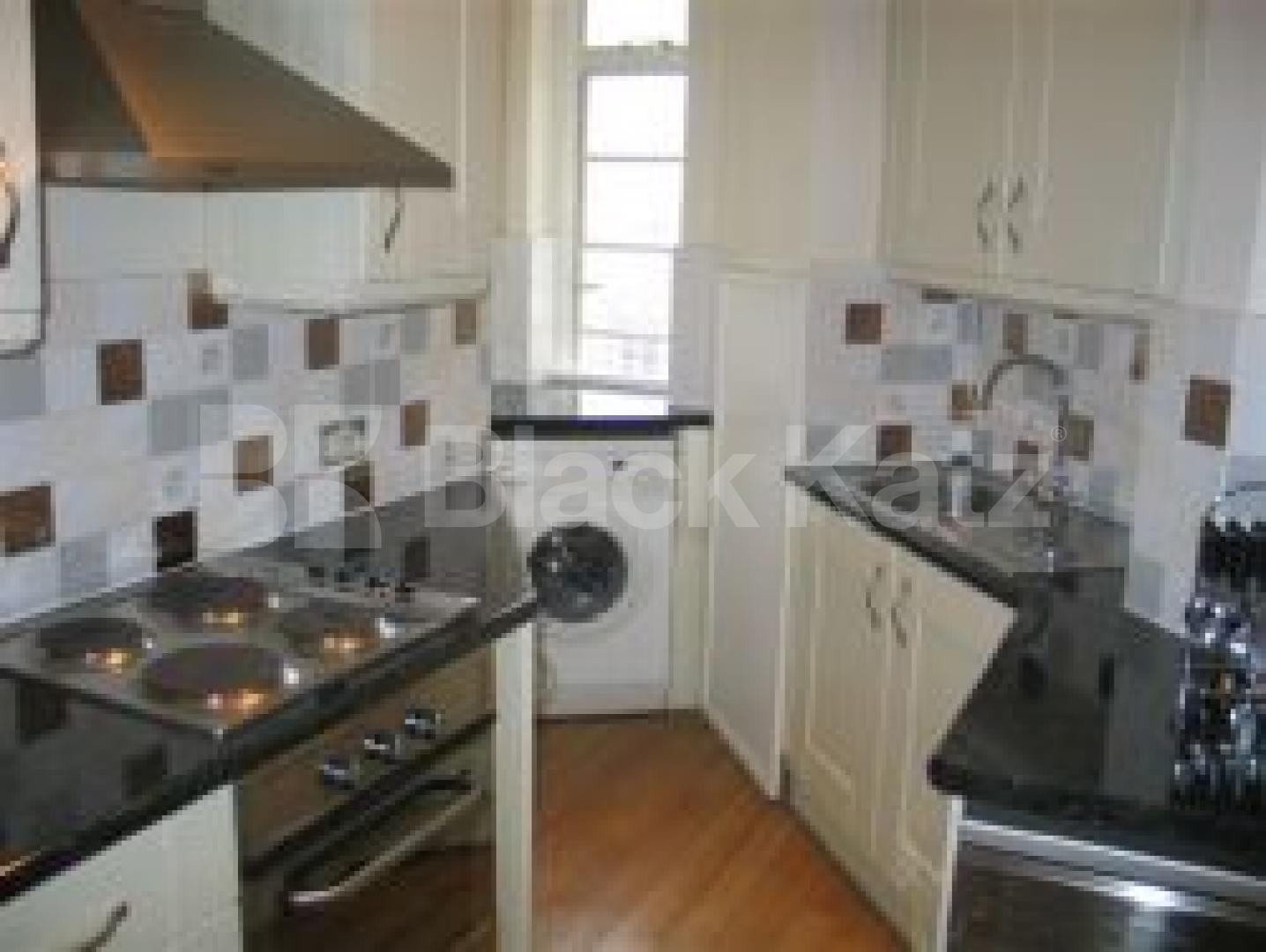 			new instruction, 1 Bedroom, 1 bath, 1 reception Flat			 Gloucester Place, Marylebone